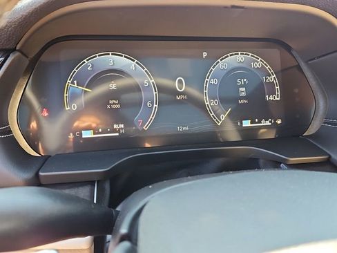 New 2026 Jeep Grand Cherokee L Limited w/ Luxury Tech Group II RWD image 21