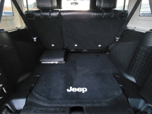 Used 2017 Jeep Wrangler Unlimited Sahara w/ Trailer Tow Group image 45