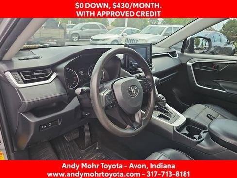 Used 2021 Toyota RAV4 LE FWD image 9