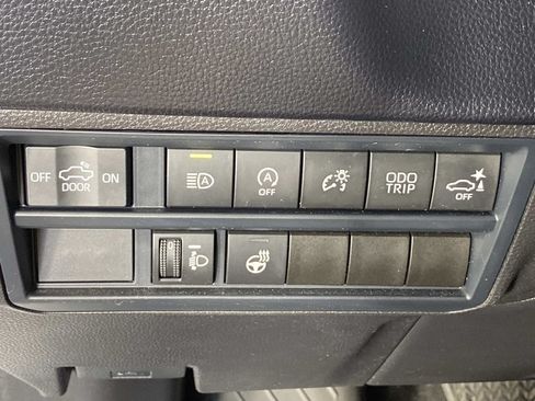 Used 2026 Toyota Tundra SR5 AWD/4WD image 13