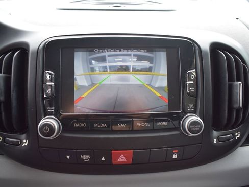 Used 2014 FIAT 500L Easy image 22