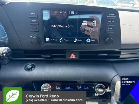 Used 2025 Hyundai Elantra Sport FWD image 19