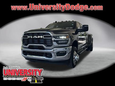 Used 2025 RAM 3500 Tradesman AWD/4WD image 1