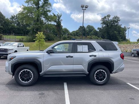 Certified 2025 Toyota 4Runner TRD Off-Road Premium w/ Tow Technology Package AWD/4WD image 11