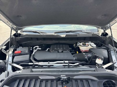 Certified 2024 Chevrolet Silverado 1500 LT AWD/4WD image 17