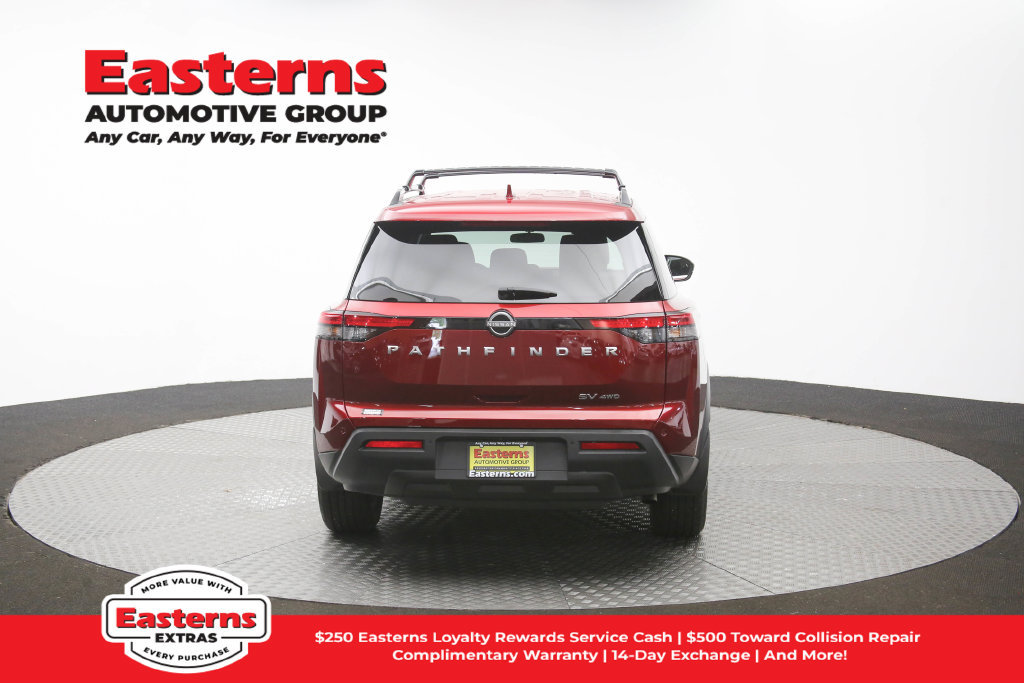 Used 2024 Nissan Pathfinder SV AWD/4WD image 39