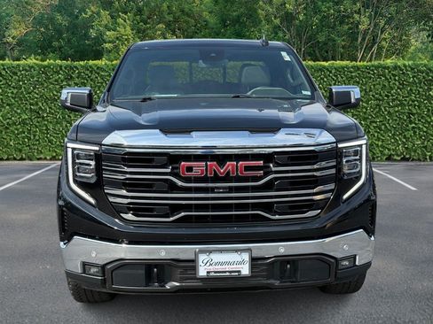 Used 2025 GMC Sierra 1500 SLT w/ SLT Premium Plus Package AWD/4WD image 9