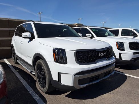 Certified 2023 Kia Telluride EX X-Line image 2
