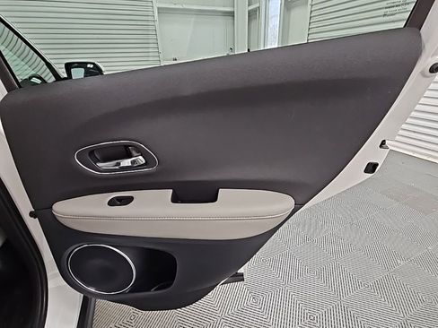 Used 2022 Honda HR-V EX image 33