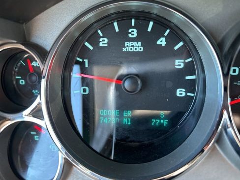 Used 2012 Chevrolet Silverado 2500 LT w/ Interior Plus Package image 10