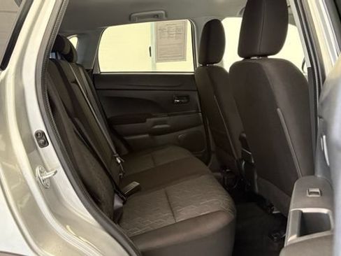 Used 2025 Mitsubishi Outlander Sport ES AWD/4WD image 24