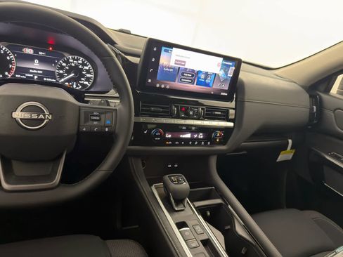 New 2026 Nissan Pathfinder SV FWD image 19