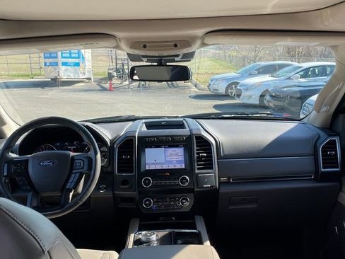 Used 2019 Ford Expedition Limited w/ Equipment Group 302A image 11