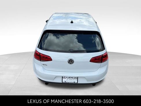 Used 2017 Volkswagen Golf S image 5