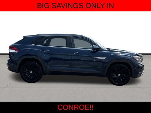 Used 2021 Volkswagen Atlas Cross Sport SE FWD image 4