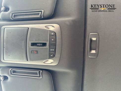 Used 2023 Nissan Armada SL w/ Midnight Edition Package image 25