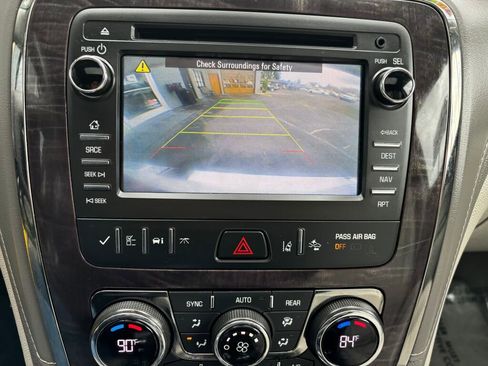 Used 2017 Buick Enclave Premium w/ Experience Buick Package image 28