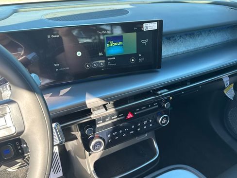 New 2026 Hyundai Ioniq 9 Calligraphy image 18