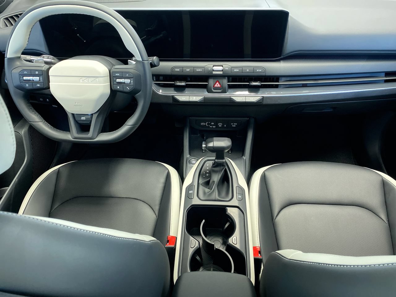 New 2026 Kia K4 GT-Line FWD image 32