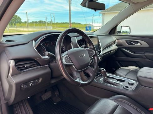 Used 2020 Chevrolet Traverse RS FWD image 21