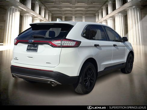 Used 2018 Ford Edge SEL w/ Equipment Group 201A image 4