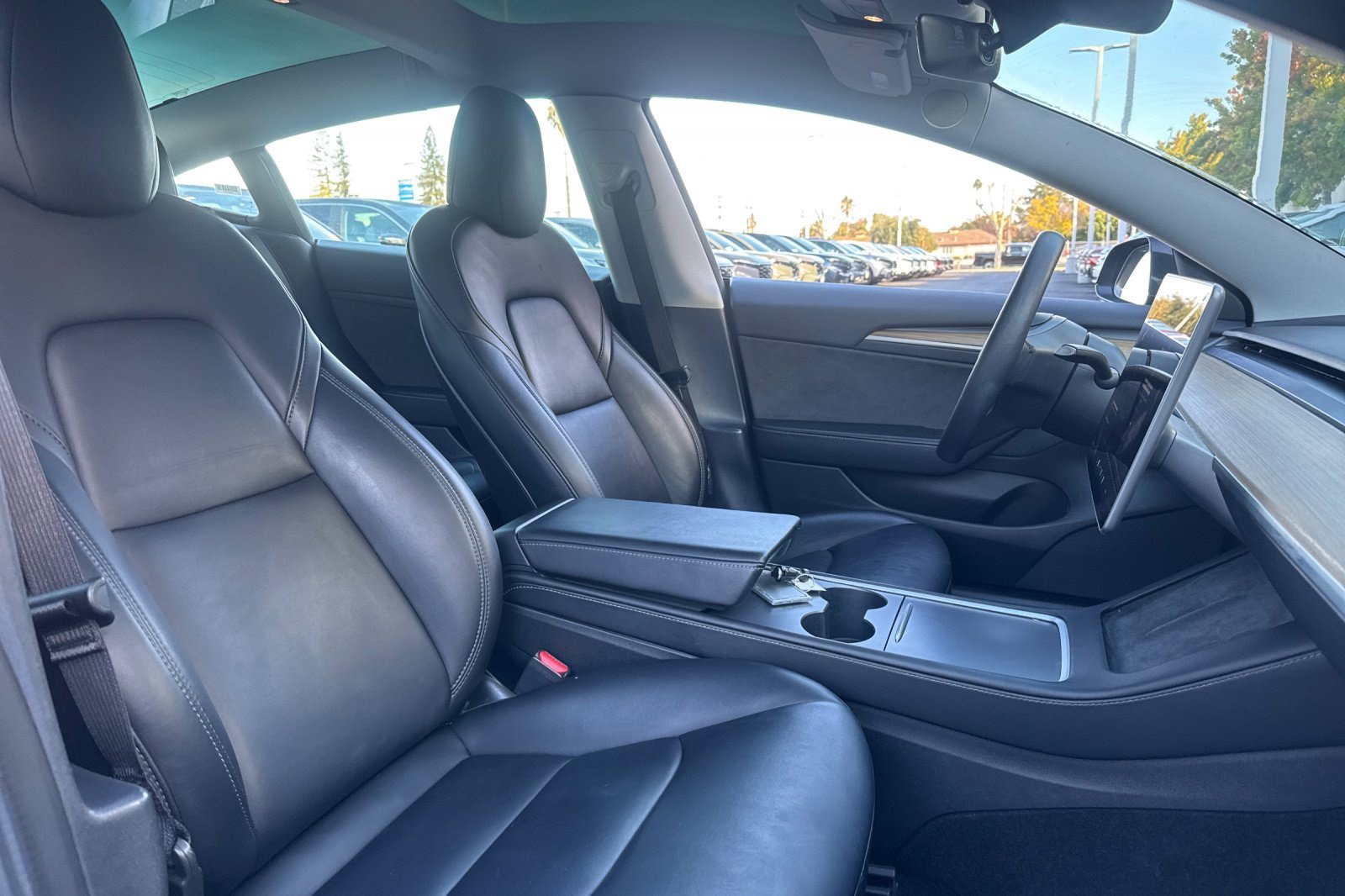 Used 2022 Tesla Model 3 Long Range AWD/4WD image 27