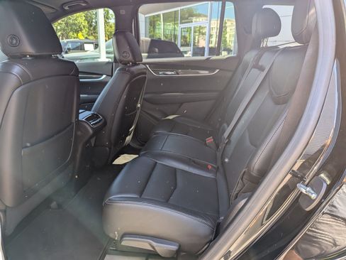 Used 2020 Cadillac XT6 Sport AWD/4WD image 25