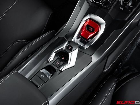 Used 2018 Lamborghini Huracan LP 580-2 RWD image 31