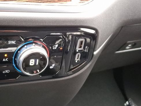 New 2025 GMC Sierra 2500 SLE w/ SLE Convenience Package image 19