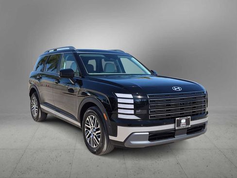 Certified 2026 Hyundai Palisade SEL AWD/4WD image 2