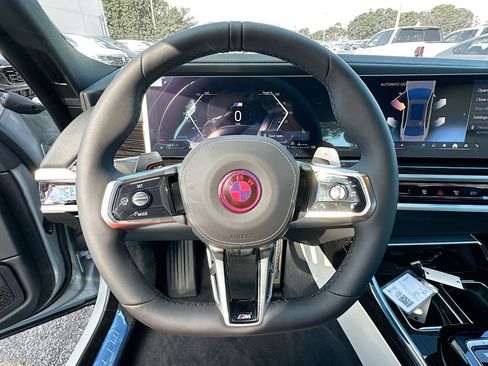 New 2026 BMW 750e xDrive w/ Executive Package image 8
