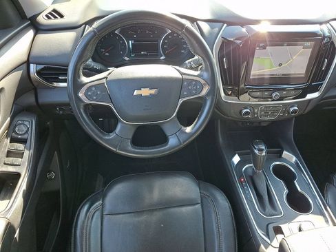 Used 2019 Chevrolet Traverse LT w/ LT Premium Package AWD/4WD image 12