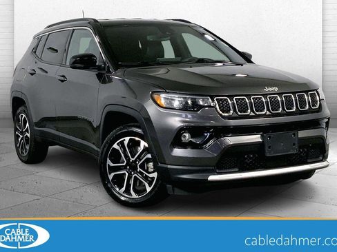 Used 2024 Jeep Compass Limited image 1