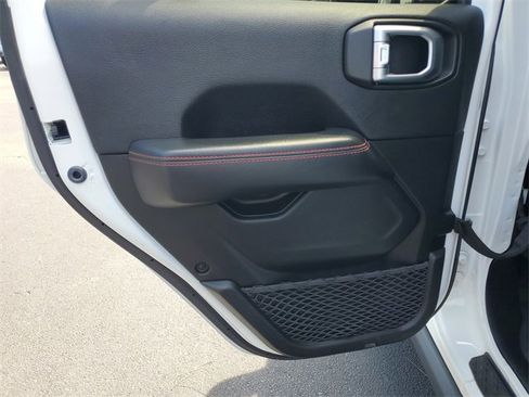 Used 2020 Jeep Gladiator Rubicon image 13