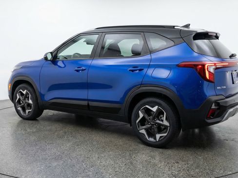 Used 2025 Kia Seltos S image 6