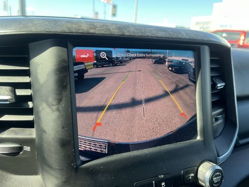 Used 2024 RAM 2500 Big Horn image 27