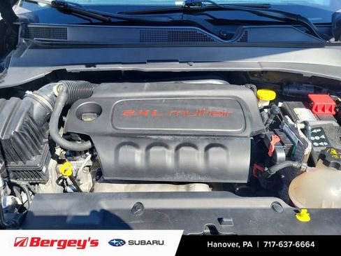 Used 2022 Jeep Compass Limited w/ Elite Group AWD/4WD image 16