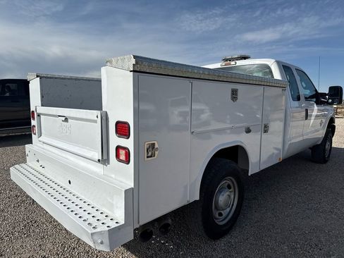 Used 2012 Ford F250 XL w/ Snow Plow Prep Pkg image 10