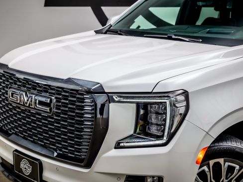 Used 2023 GMC Yukon Denali Ultimate AWD/4WD image 21