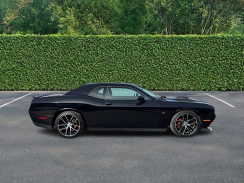 Used 2018 Dodge Challenger R/T Scat Pack image 2