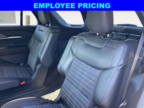 New 2026 Ford Explorer ST-Line w/ ST-Line Street Pack AWD/4WD image 13