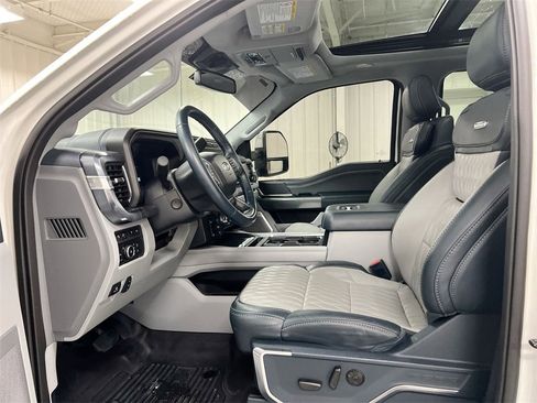 Used 2024 Ford F250 Limited w/ FX4 Off-Road Package image 20