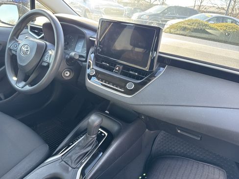 Used 2024 Toyota Corolla LE image 11
