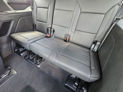 New 2026 Chevrolet Tahoe High Country AWD/4WD image 21