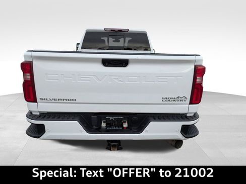 Used 2022 Chevrolet Silverado 3500 High Country w/ Safety Package II image 5