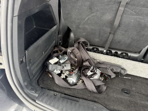 Used 2015 Dodge Grand Caravan SXT image 35