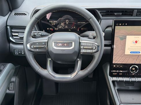 New 2026 GMC Terrain AT4 w/ LPO, Black Badging Package AWD/4WD image 11