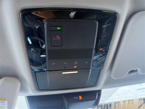 New 2026 Mitsubishi Outlander SE image 23