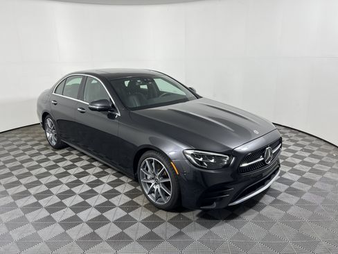 Used 2022 Mercedes-Benz E 350 Sedan image 7