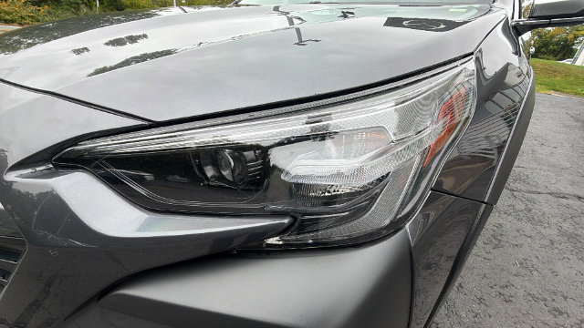 Used 2025 Subaru Outback Touring XT w/ Tech Package 3 AWD/4WD image 10